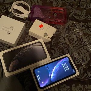 Brand new XR iPhone 📱with iPod & phone case